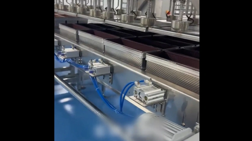 Moldes para pan Pullman utilizados en la línea de producción de pan